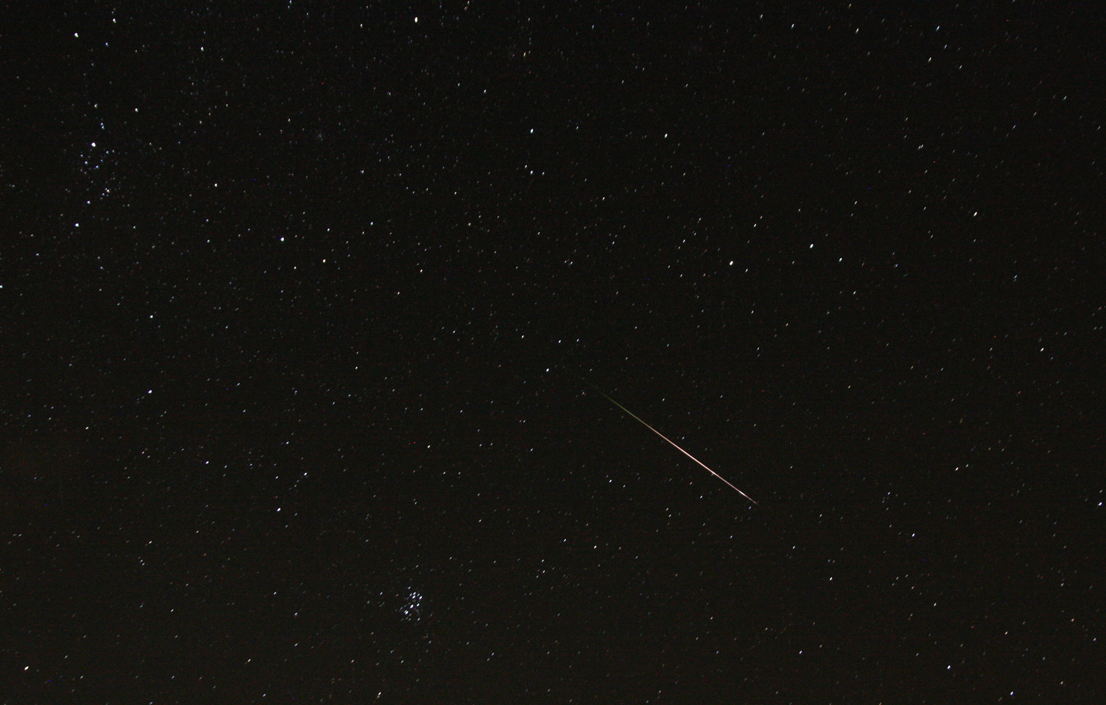 Fényes Perseida meteor