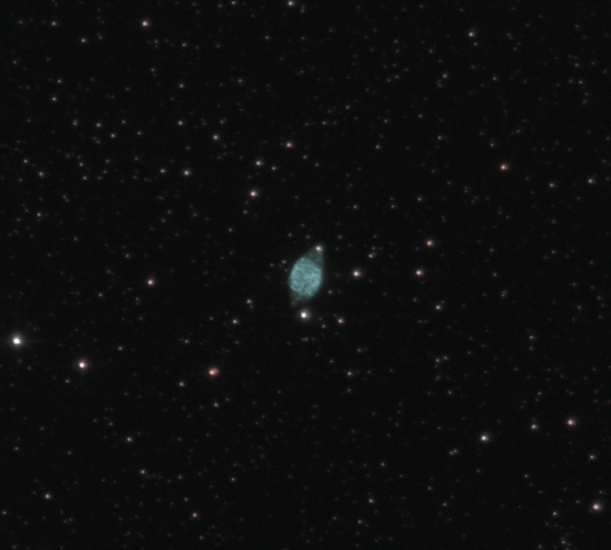 NGC 6905 Kék ragyogás-köd