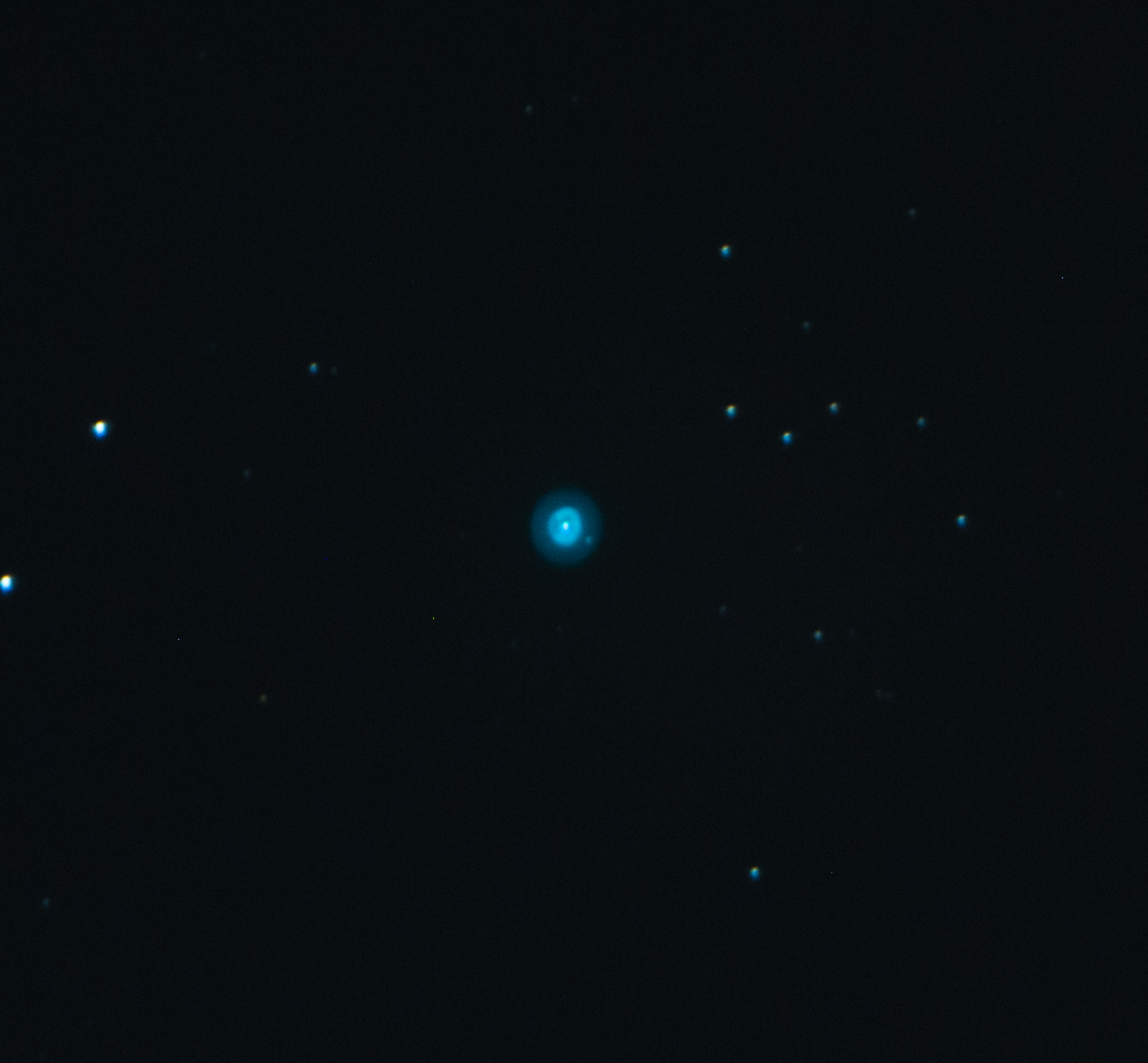 Kleopátra szeme (NGC 1535)