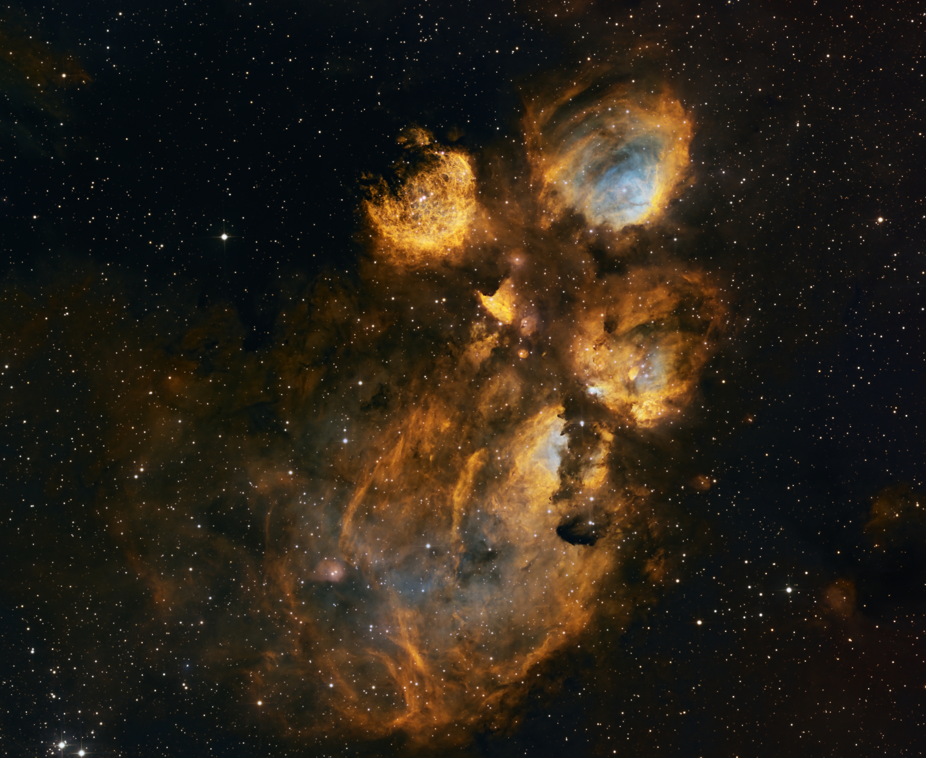 NGC 6334 Macskatappancs-köd