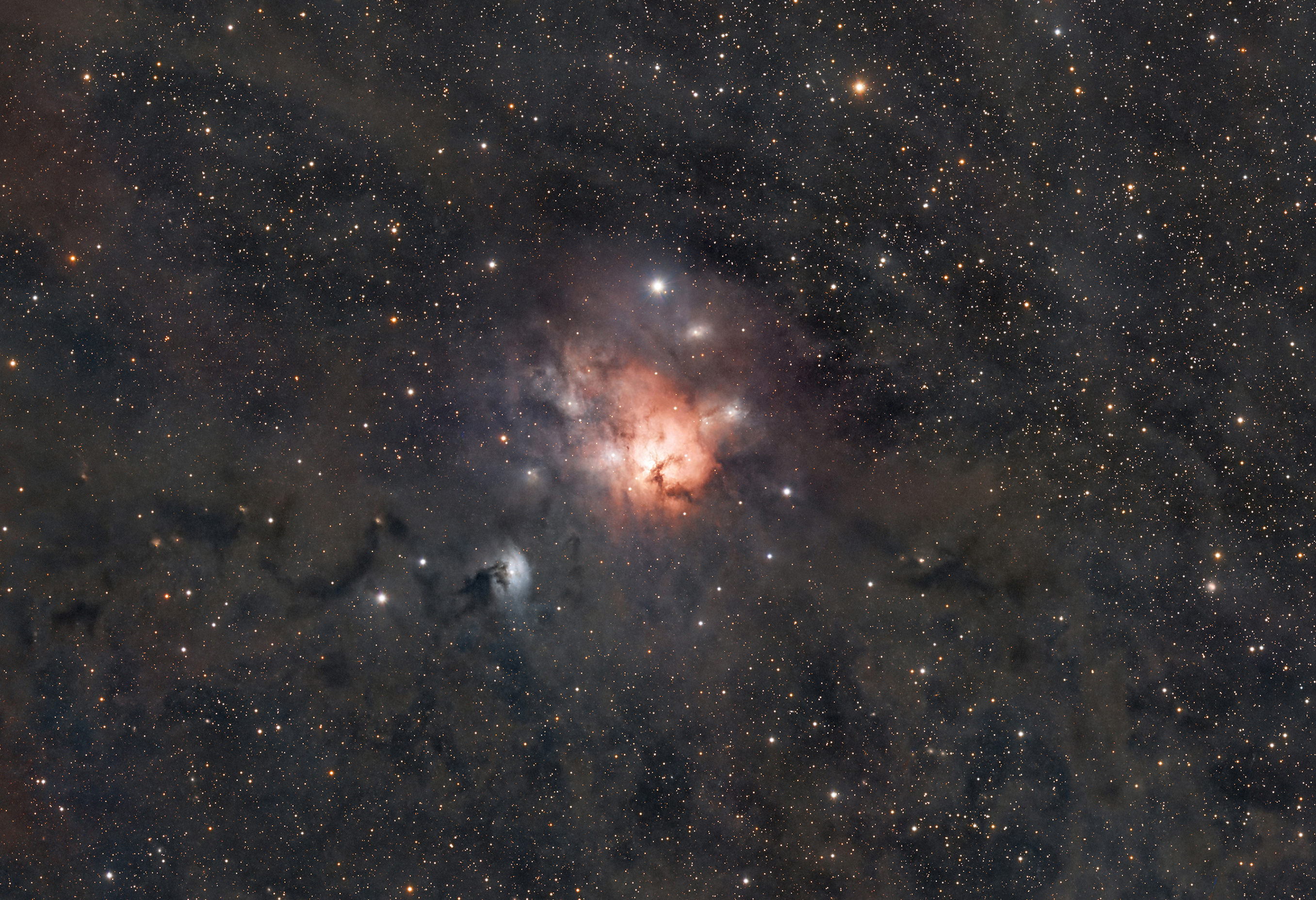 NGC 1579 - Északi Trifid-köd - Perseus