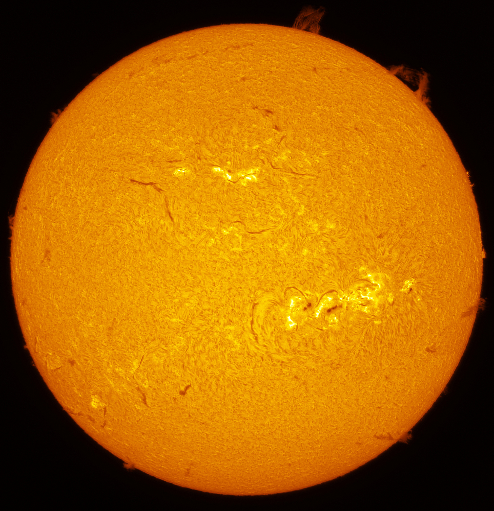 Az AR 4296 napfoltcsoport és a születésNap 