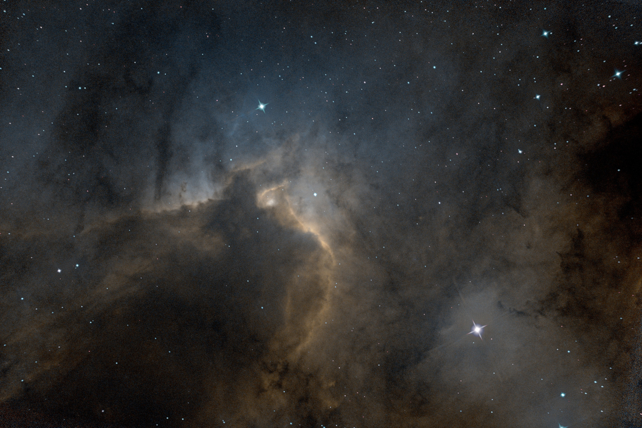 Caldwell 9 (Barlang-köd SH2-155)