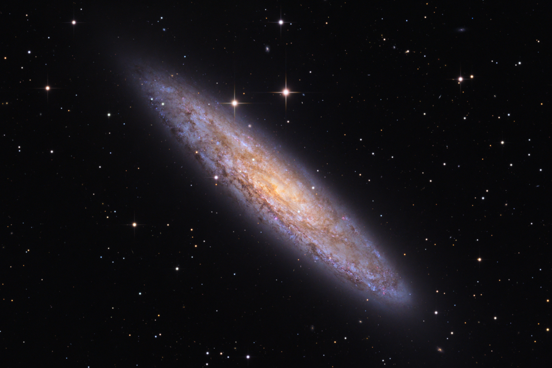 NGC 253 Sculptor galaxis, vagy Ezüstdollár galaxis